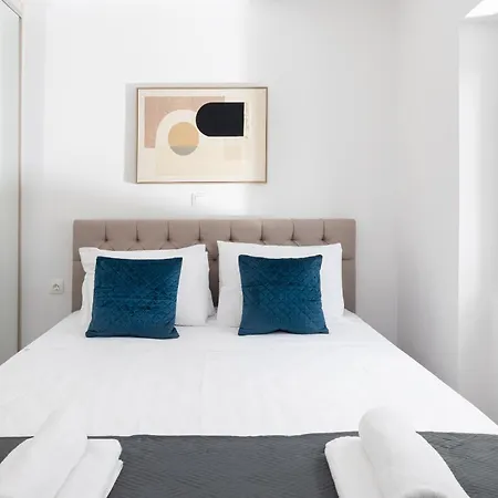 Daire Despeto By Life Homes