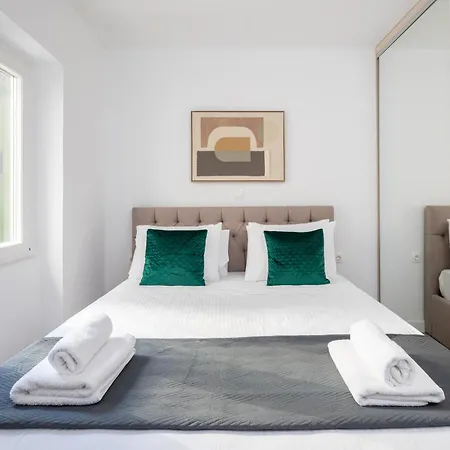 Despeto By Life Homes Daire